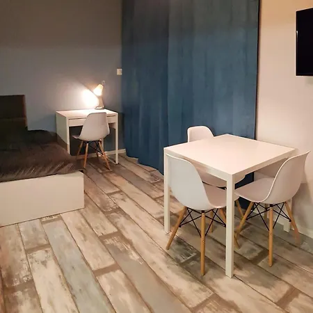 Apartamento In Stegna Mit Garten